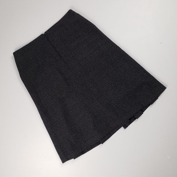 Quianjiame Grey Pleated Skirt Size S - Picture 5 of 8